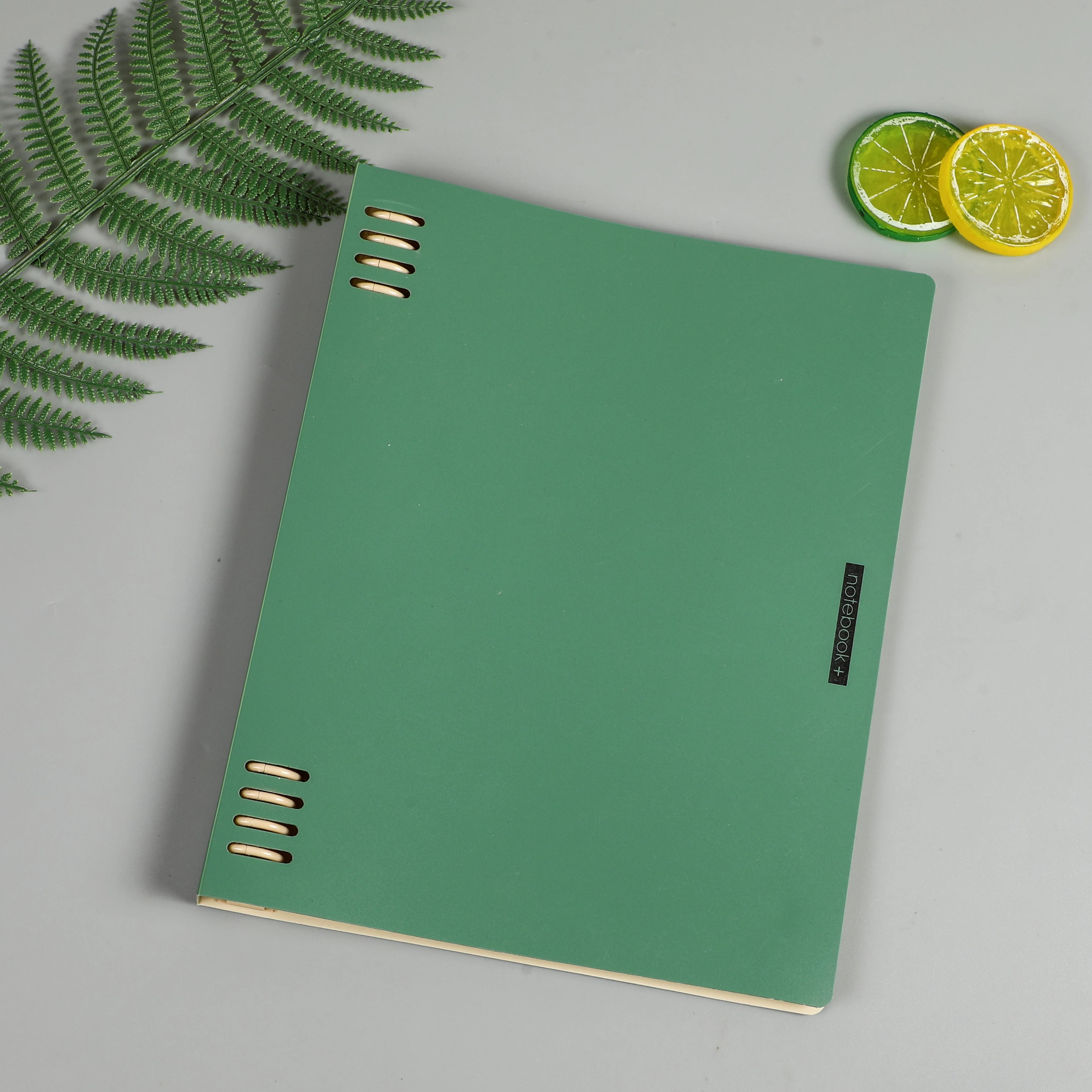 Compact eight hole replaceable core detachable notebook with non irritating hand paper B5 notebook